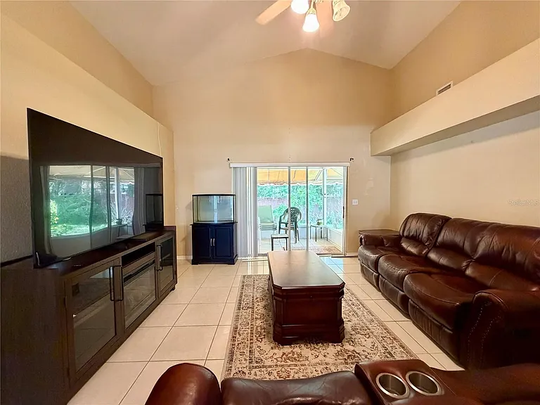 1762 Grey Fox Dr — Photo 11