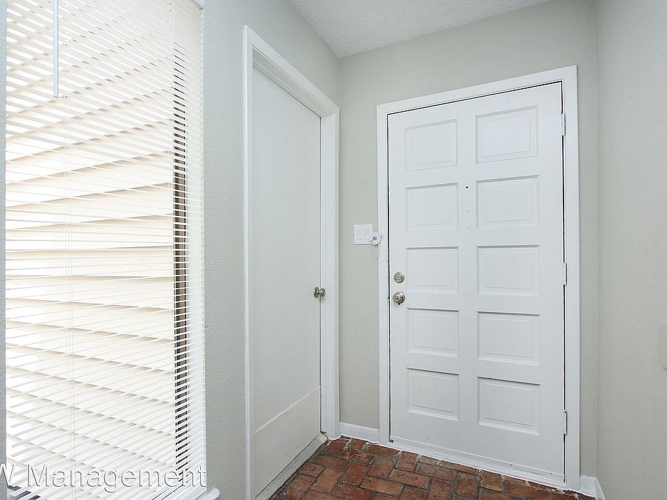 1st image of 5111 Birchmont Dr
