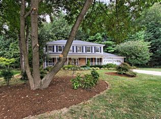 12039 Lake Newport Rd, Reston, VA 20194