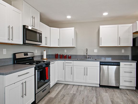 4th image of 17038 E Avenue K4