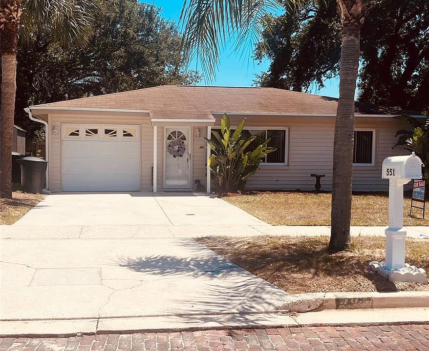 1st image of 551 Orangewood Dr