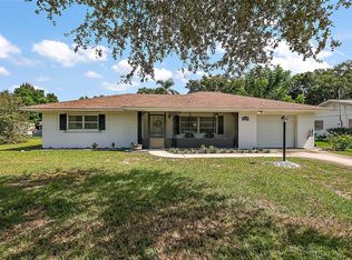 1219 Tyringham Rd, Eustis, FL 32726