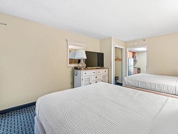 3rd image of 2311 S Ocean Blvd. #967