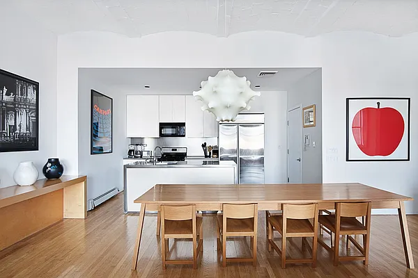 Rented by Compass | media 49