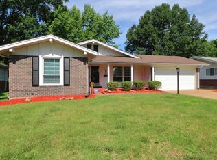 3435 Brookshire Dr, Florissant, MO