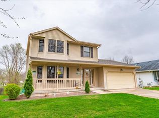 3341 Clove Dr, Madison, WI 53704