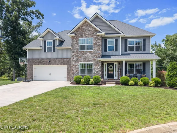 267 Bluff Shadows Ln, Seymour, TN 37865
