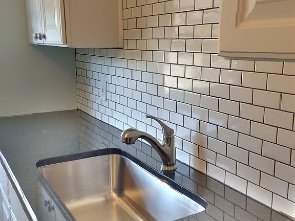 2nd image of 303 California Ave #Duplex