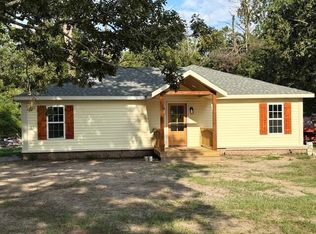 1585 Lake Vernon Rd, Leesville, LA 71446