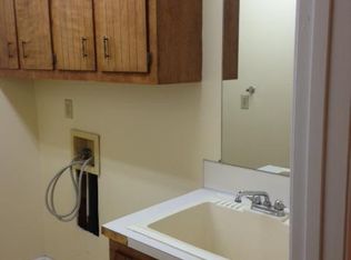 5739 Robin Wood Ln, Winston Salem, NC 27105