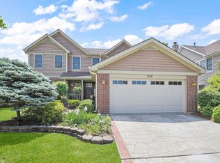 336 Chesapeake Ln, Bloomingdale, IL 60108
