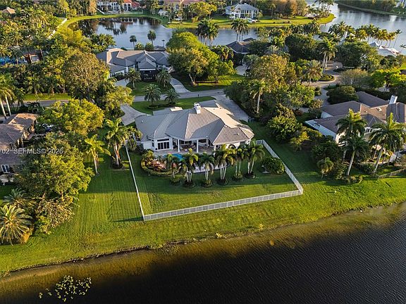 4th image of 3425 Saddlebrook Ln