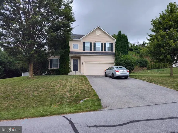 11539 Mystic Rock Ln N #10, Waynesboro, PA 17268