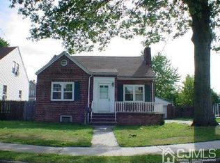 128 Edgar St, Carteret, NJ 07008