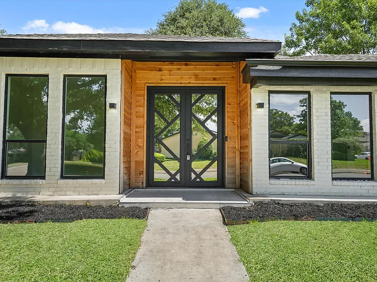 7103 Blythdale Dr — Photo 3