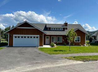 230 Hewitt Ln, Dover, ID 83825