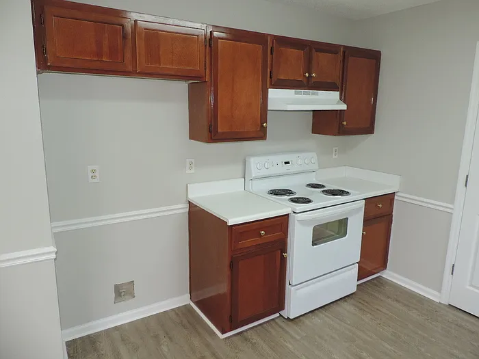 3881 Crest Dr — Photo 21