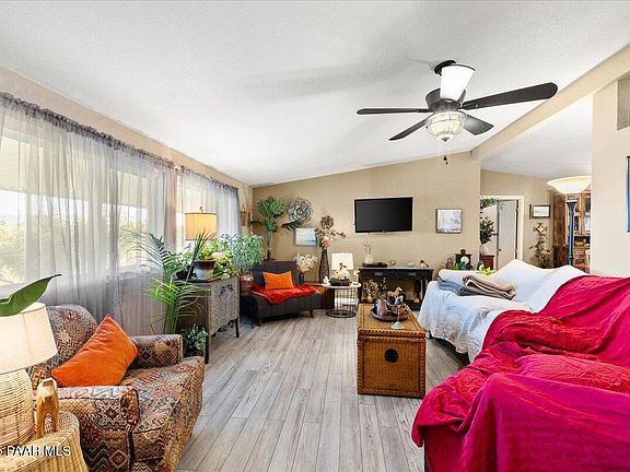 5th image of 4301 N Navajo Dr