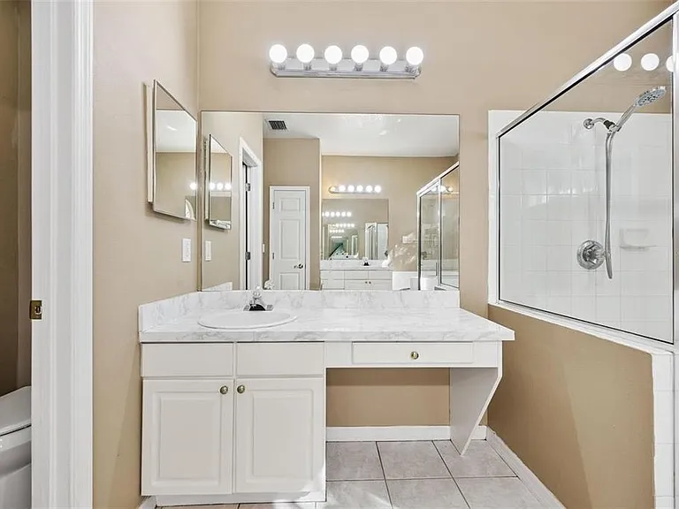 1452 Kensington Woods Dr — Photo 32