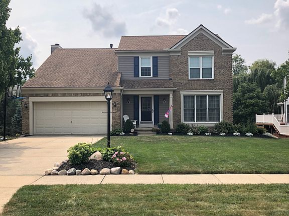 2nd image of 2950 Benjamin Dr