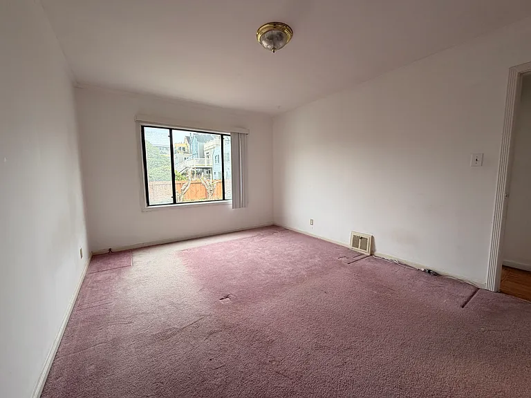 339 Moraga St #1 — Photo 6