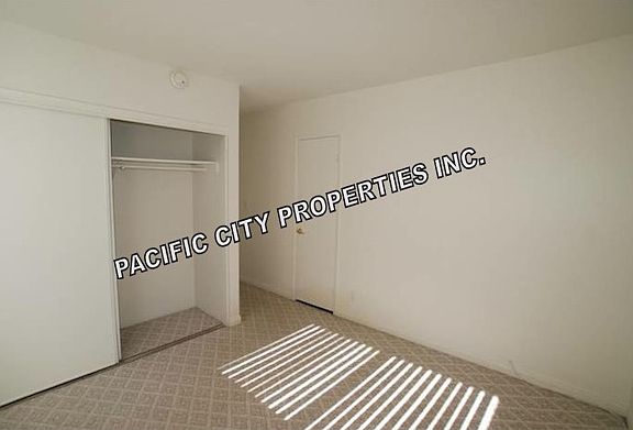 5th image of 812 S Marengo Ave APT 7