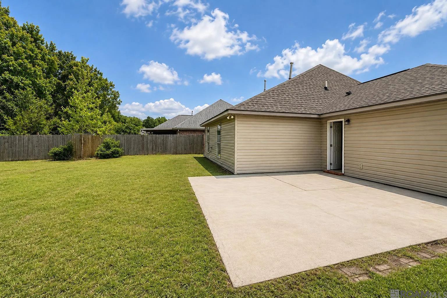 3 bed, 1189 sqft, $1,750 — Photo 4