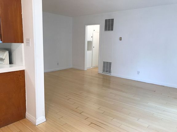5th image of 1560 S Saltair Ave APT 105