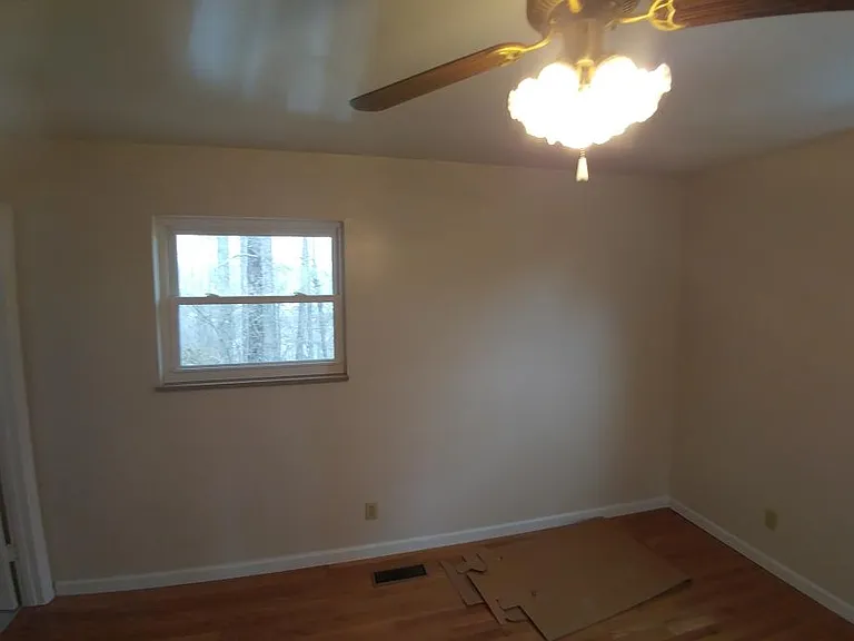 10765 Mercury Dr — Photo 13