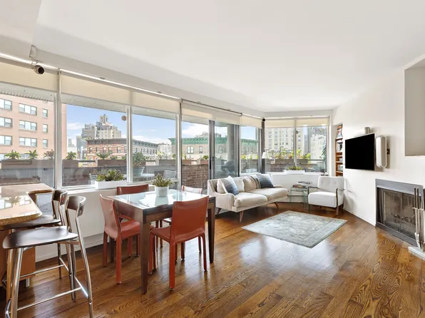 22 Perry Street image 1 of 10