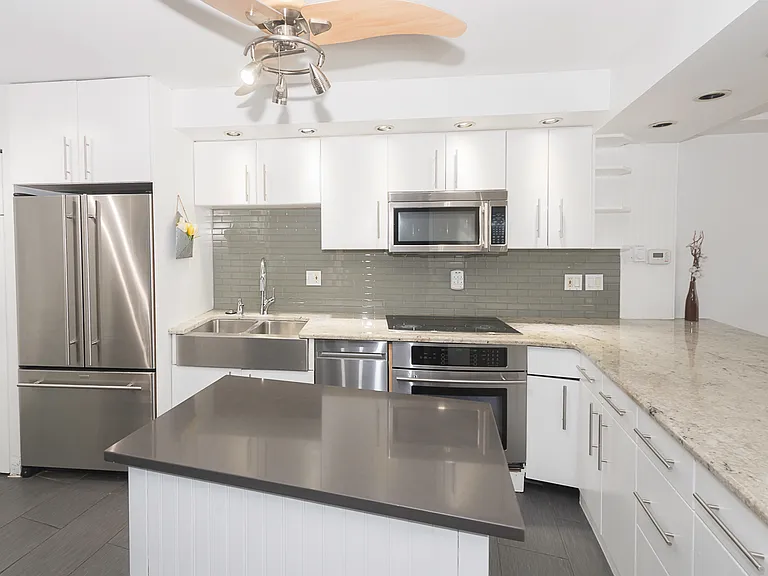 Kitchen Island_10192023
