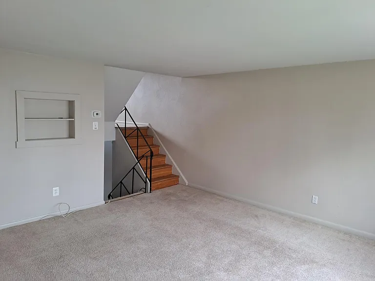 1955 S Hall St — Photo 10