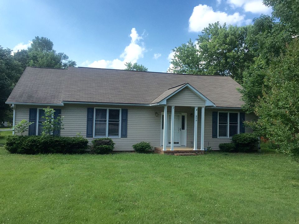 1st image of 404 Westgate Dr