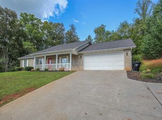 521 E Main Ave, Friendsville, TN 37737