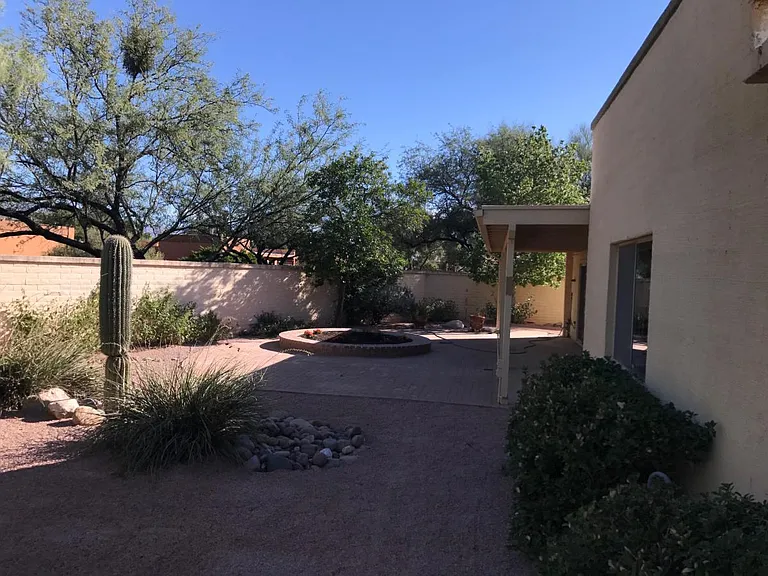 2560 N Water Pl — Photo 29