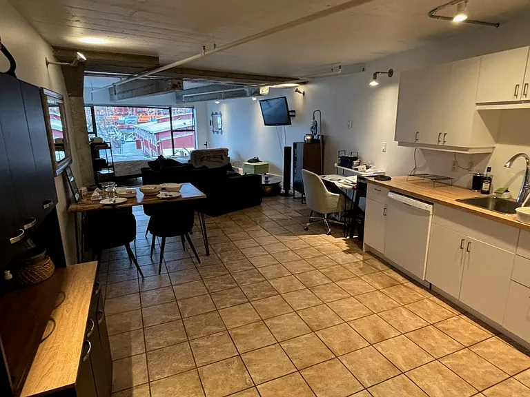 321 Railway St #202 — Photo 7