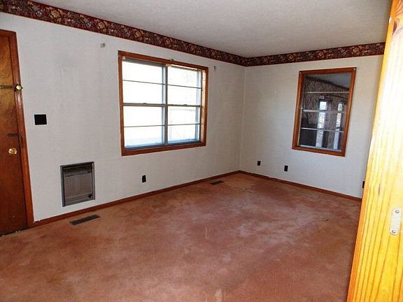 2nd image of 3575 Foundry Hill Rd