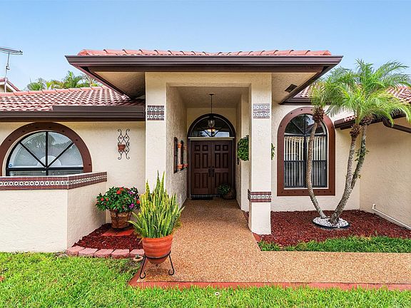 3rd image of 11848 NW 2nd Court