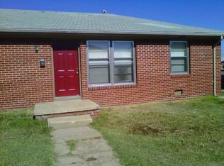 857 S San Pablo Ln, Wichita, KS 67207