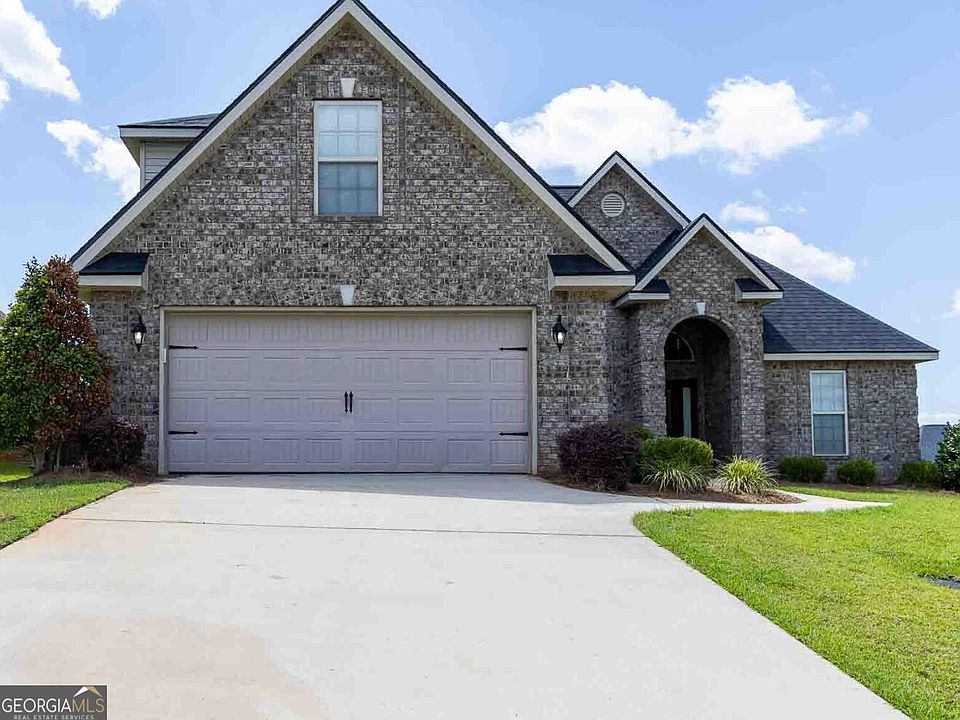 1st image of 106 Fortune Way