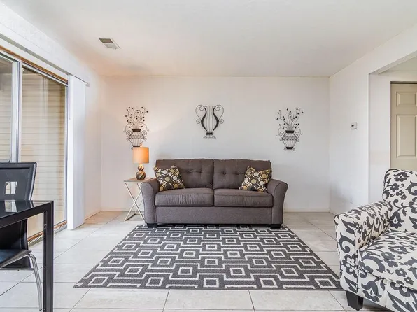 1 Memory Ln APT 2, Branson, MO 65616