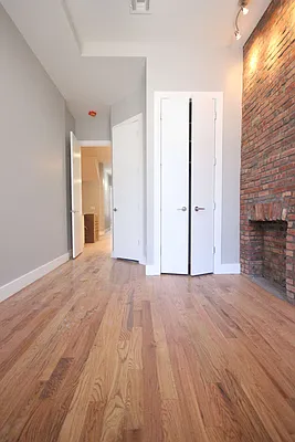 Rented by Nooklyn NYC LLC | media 32