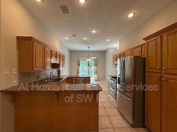 3rd image of 144 S Cedar Heights Dr