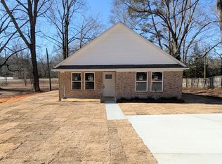 181 Pinecrest Ave, Plantersville, MS 38862