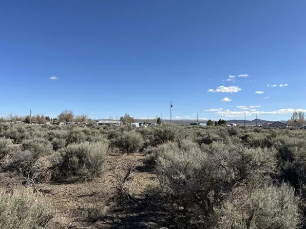 Hemlock Ln, Christmas Valley, OR 97641