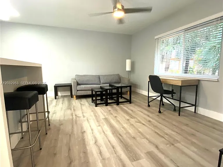 7901 SW 64th Ave #18 — Photo 7