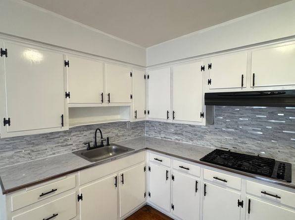8060 59th St FLOOR 1