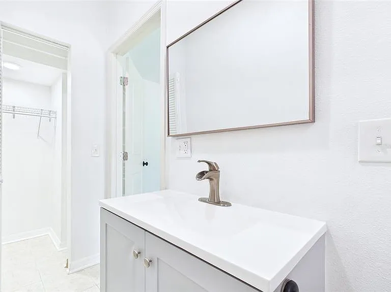 3175 Bayshore Oaks Dr — Photo 9