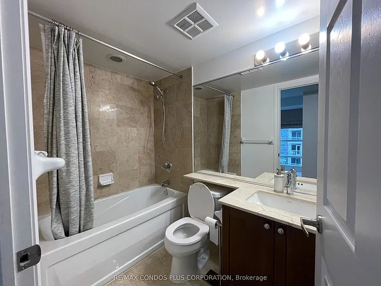 761 Bay St #1402 — Photo 11