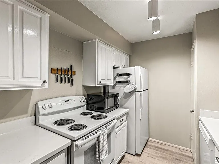 2601 S Braeswood Blvd #1404 — Photo 9